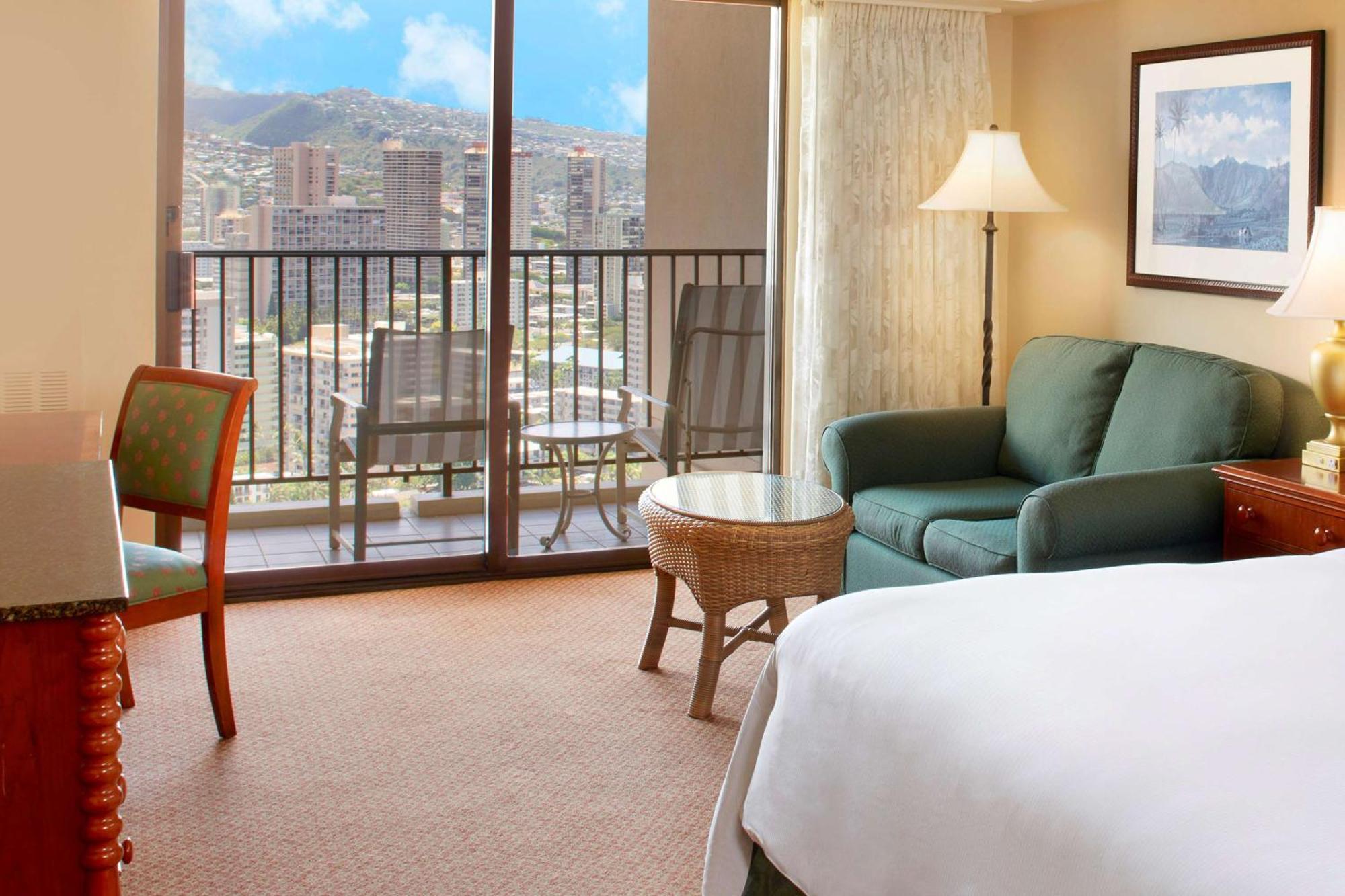 ОТЕЛЬ HILTON HAWAIIAN VILLAGE WAIKIKI BEACH RESORT ГОНОЛУЛУ, HI 4* (США) -  от 29273 RUB | NOCHI